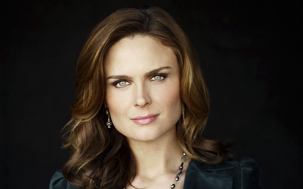 Emily Deschanel IMG It is slightly of topic but I have to post this 